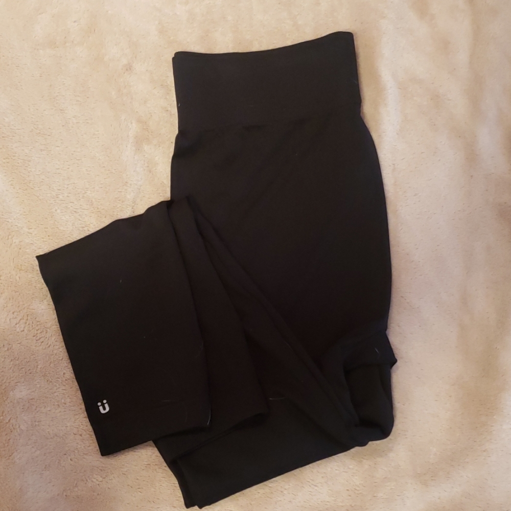 Black leggings